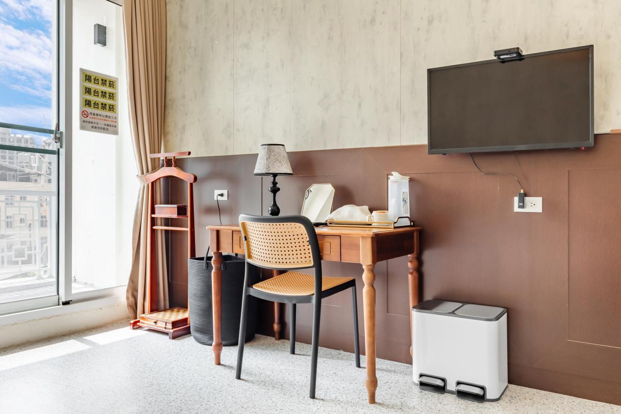 32小巷弄 Hotell Tainan Exteriör bild