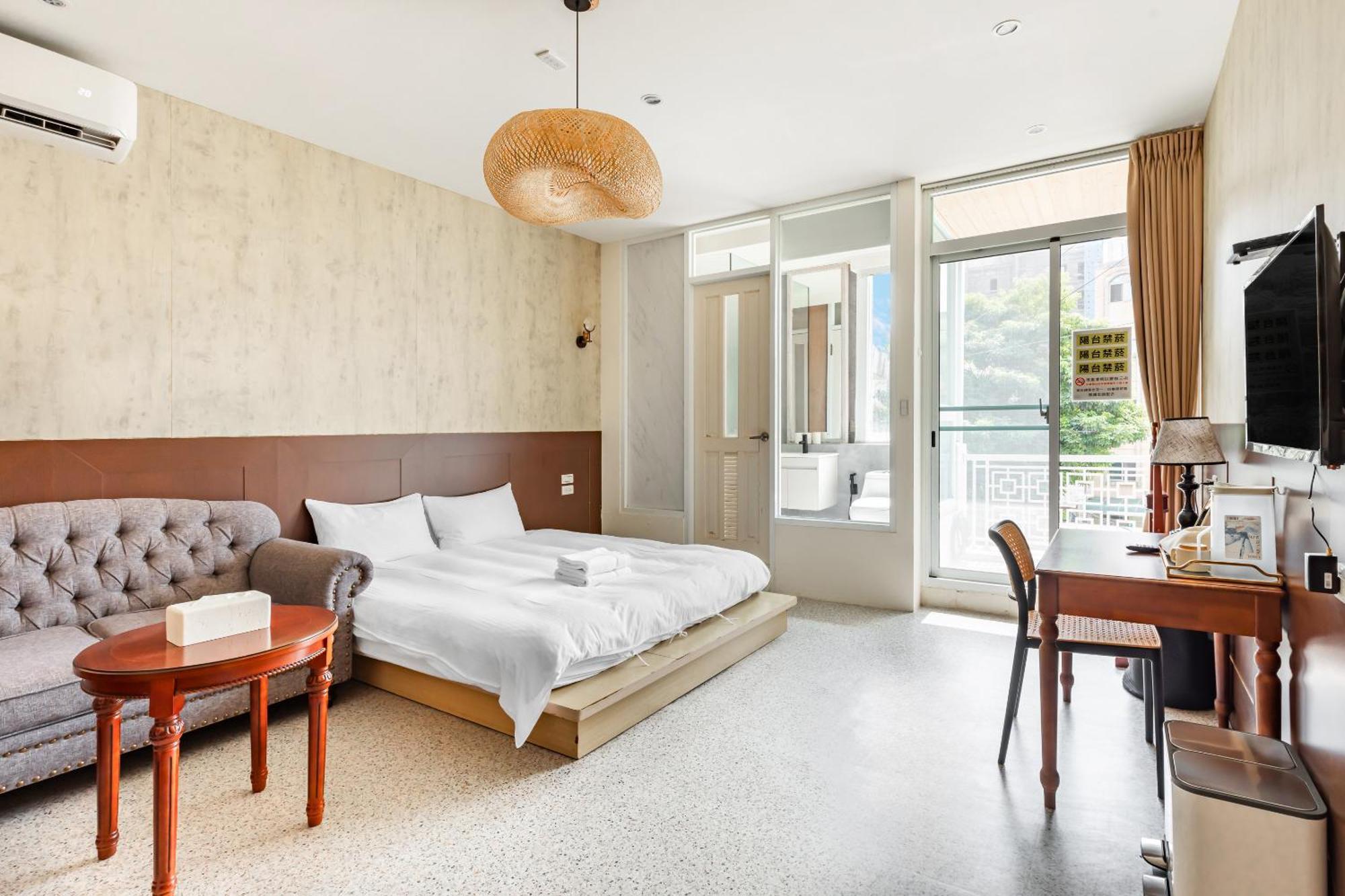 32小巷弄 Hotell Tainan Exteriör bild