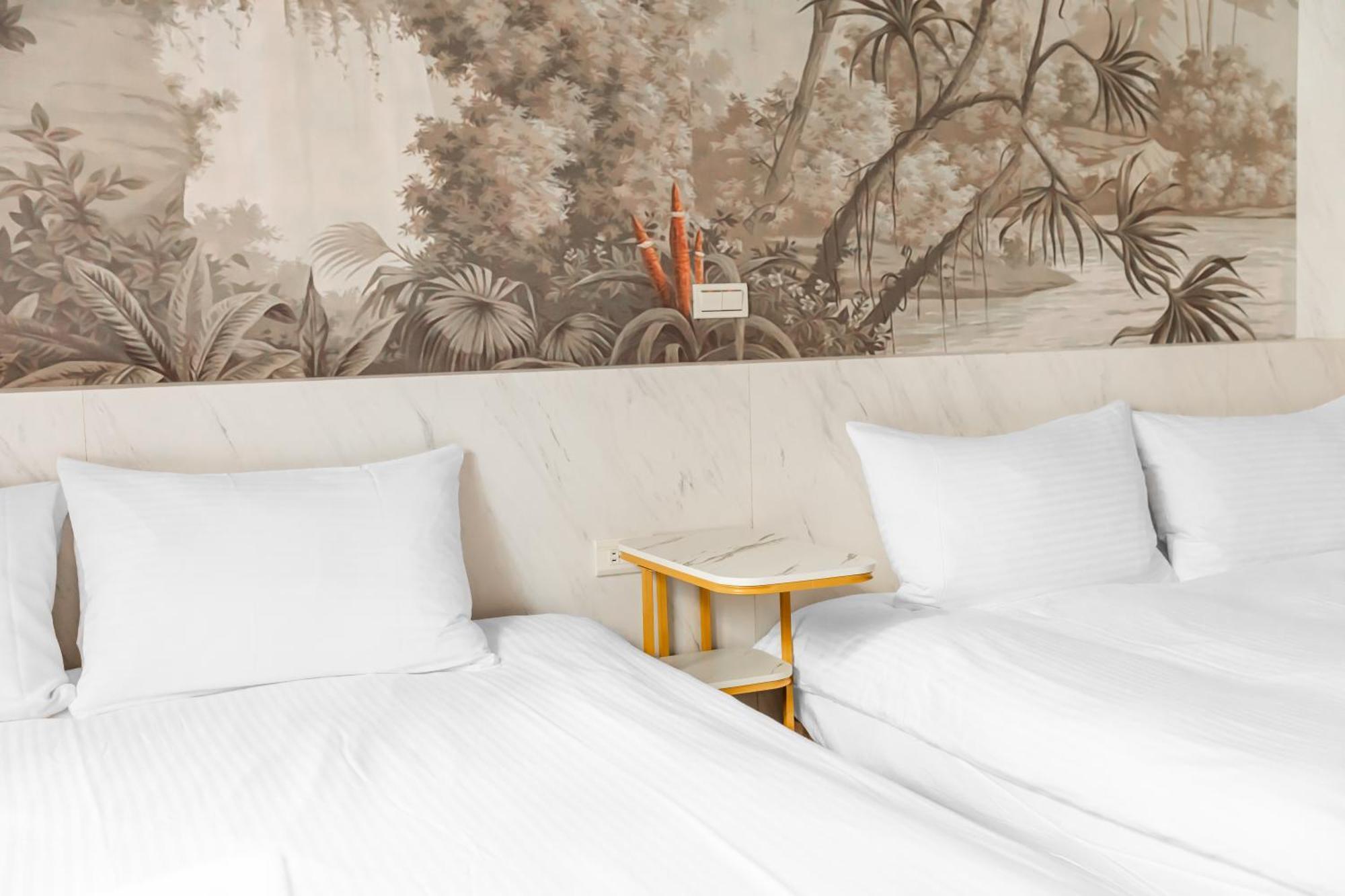 32小巷弄 Hotell Tainan Exteriör bild