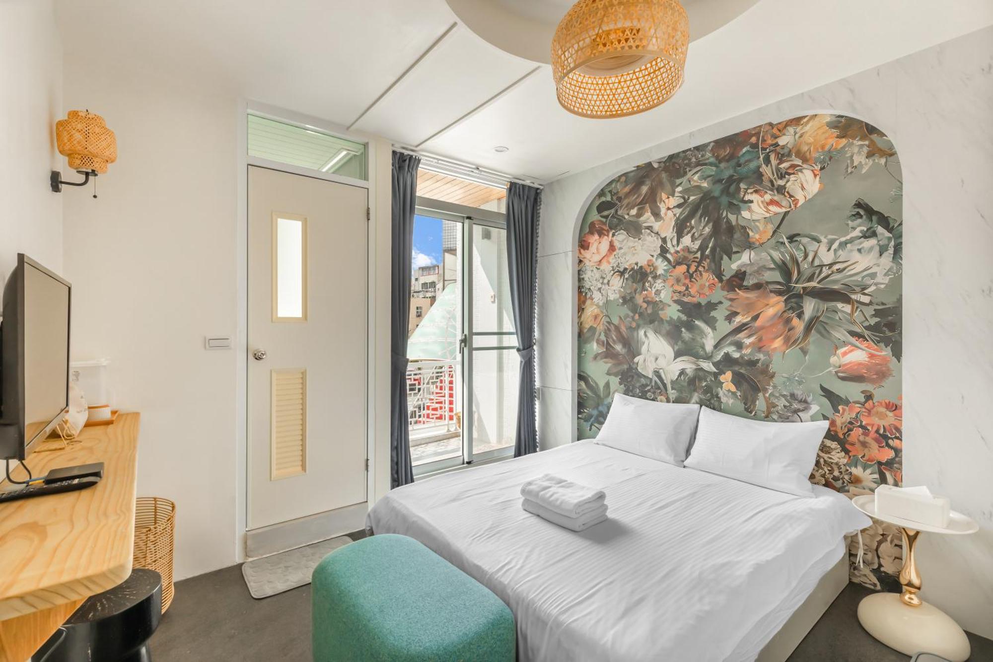 32小巷弄 Hotell Tainan Exteriör bild